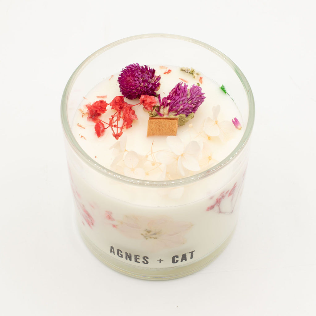 Vela de cera de soja botánica Agnes + Cat - Roses of Sawrey